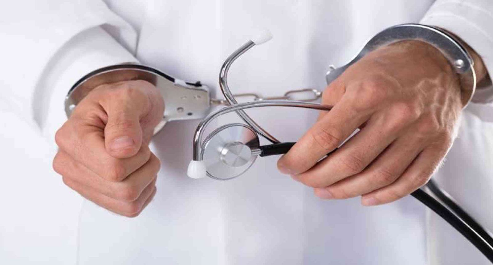 لە بەسرە کەسێک کە خۆی بە پزیشک ناساندووە دەستگیر دەکرێت