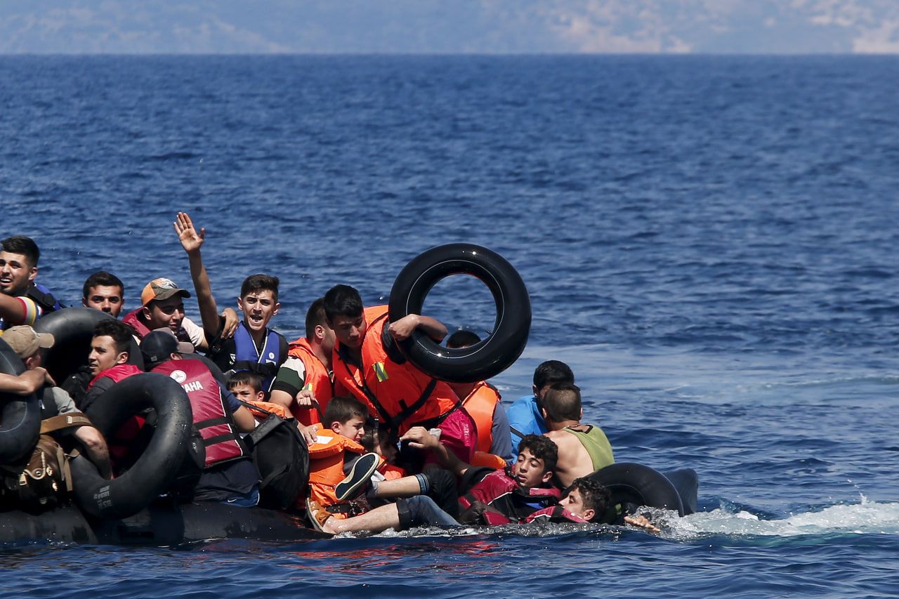 بەلەمێكی كۆچبەران لە ئیجە نوقم دەبێت و تەرمی كۆچبەرێك دەدۆزرێتەوە