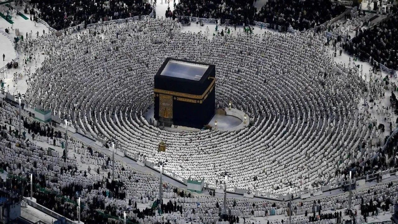 لە ڕەمەزاندا زیاتر لە 122 ملیۆن کەس سەردانی سعوودیەیان کردووە