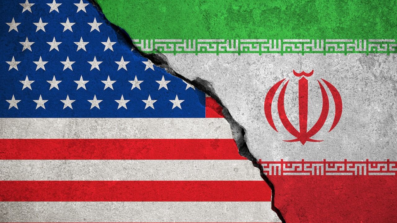 ئاکسیۆس: واشنتن پێشنیازی تاران بۆ دانوستاندنی ناڕاستەوخۆ تاوتوێ دەکات