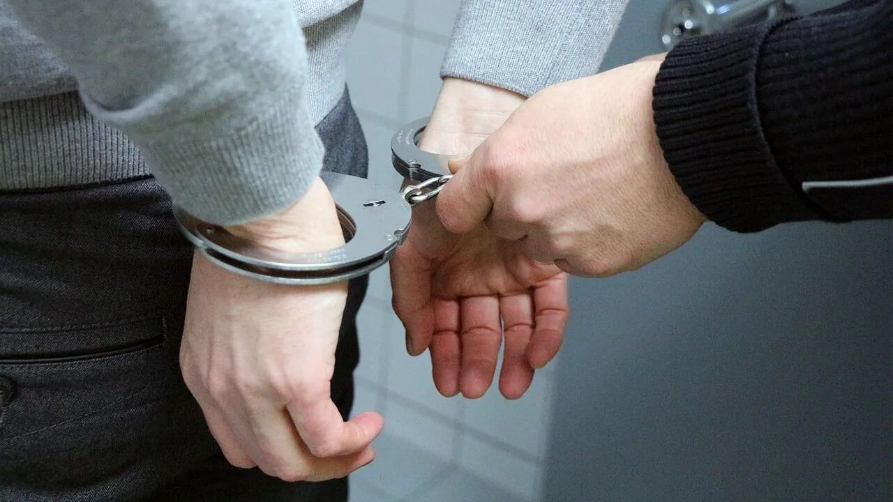 10 گەشتیار بە ماددەی هۆشبەرەوە دەستگیر دەکرێن