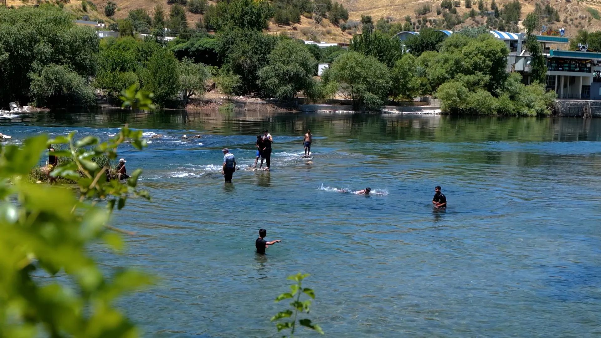 بەرگریی شارستانیی سلێمانی مەلەكردن  لە چەم و ڕووبارەكان قەدەغە دەکات