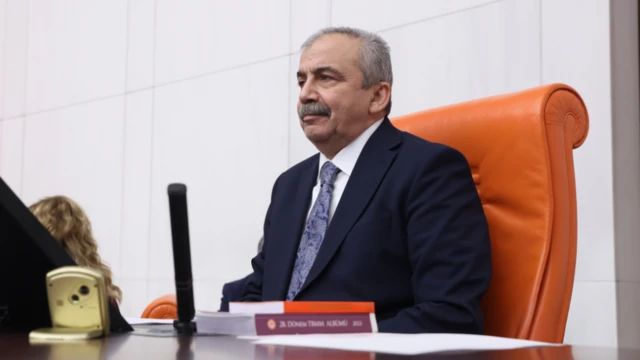"هێشتا سڕی سورەیا ئۆندەر ژیانی لە مەترسیدایە"
