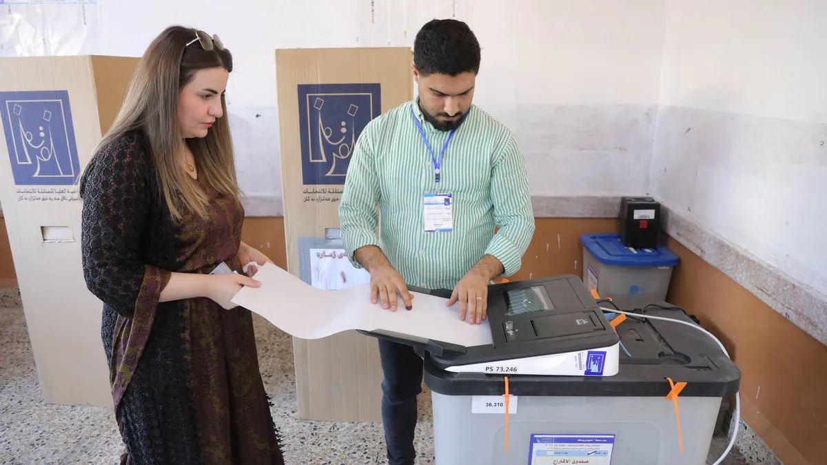 داوا لە کارمەندانی سەر سندوقەکانی دەنگدان دەکرێت بچن مووچەکانیان وەربگرن