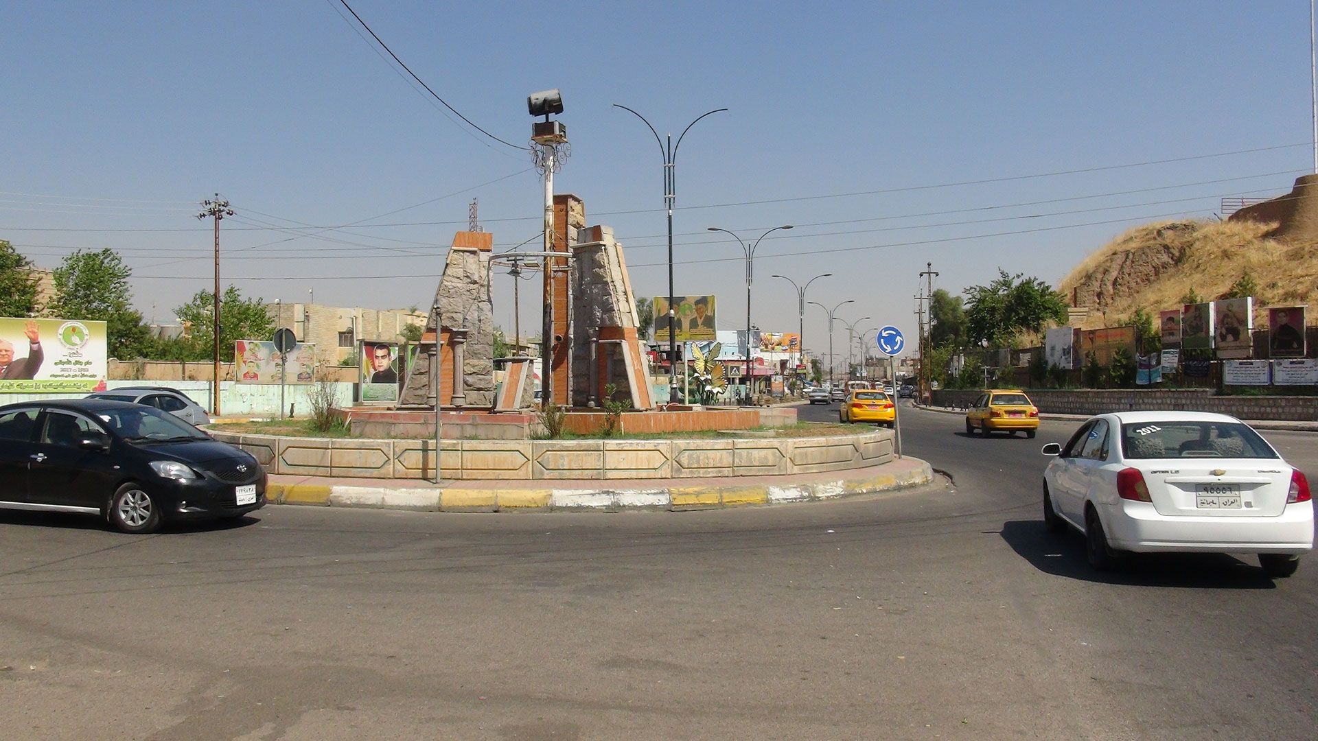 خاوەنی شوێنێکی بارزگانی لە کەرکووک کارمەندێکی کارەبا بریندار دەکات